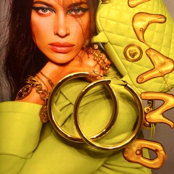 💛NEW YORK & CO Hoops - Picture 3 of 3